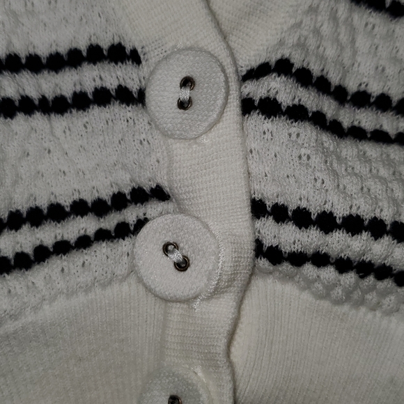 Crop top cardigan - Picture 4 of 5